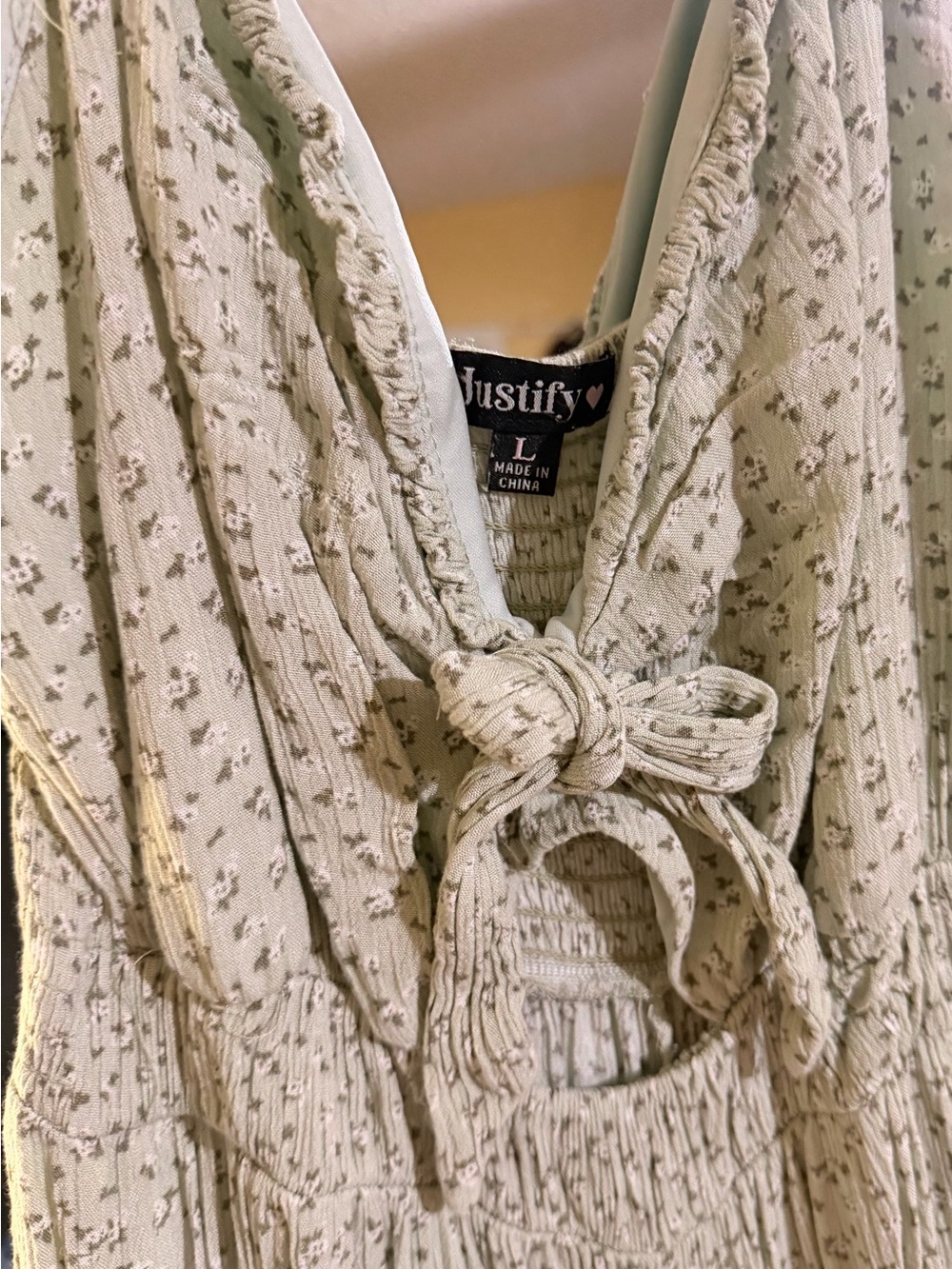 Justify Sage Green Floral Tie-Front jumpsuit - Picture 2 of 3